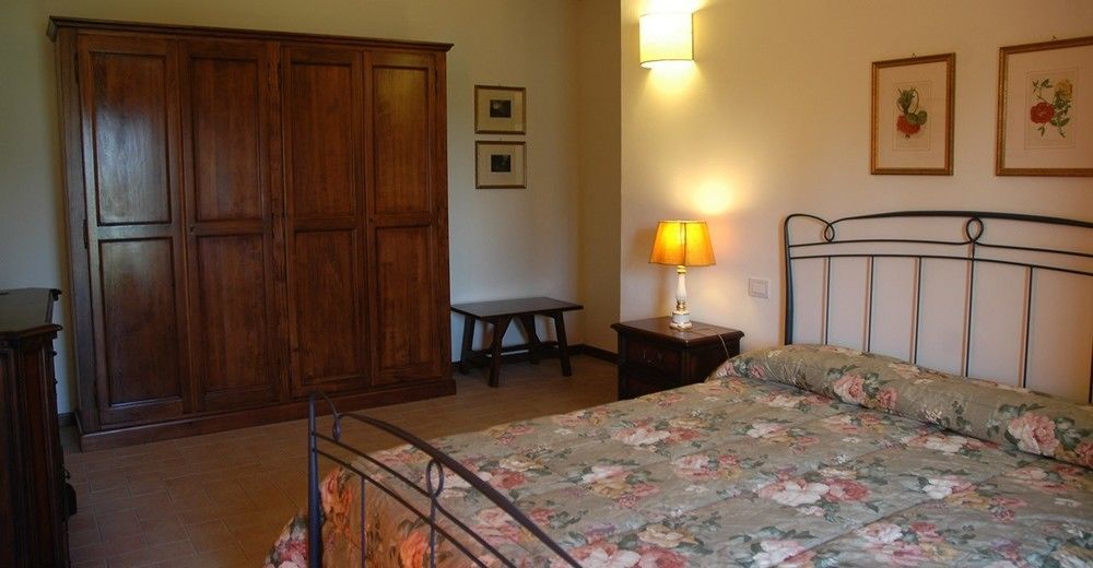 Aparthotel Residenza Torre Acquatino Spello Exterior foto